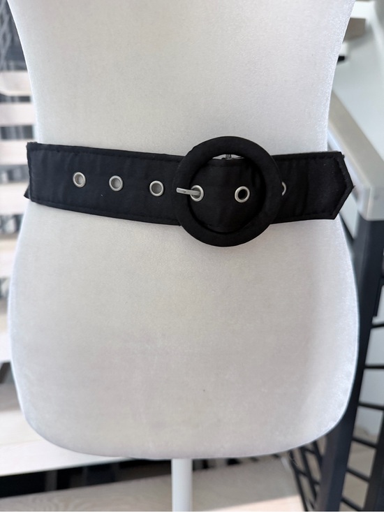 Accessories - Black Round Buckle Waist Belt - Women Accessories 31”
